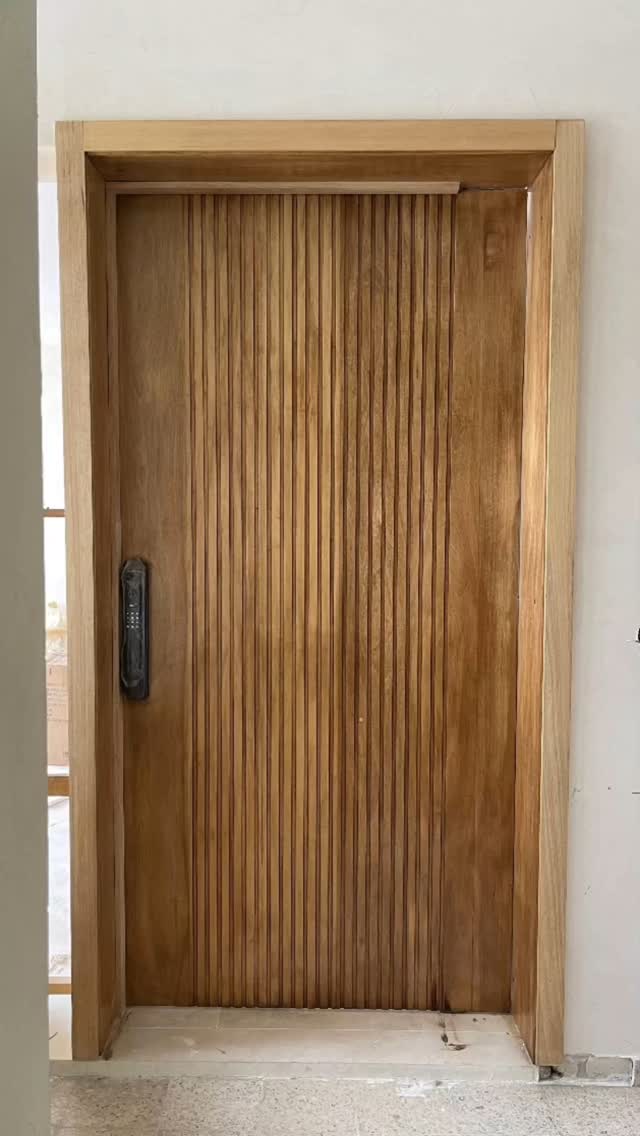 Puerta de madera Caoba